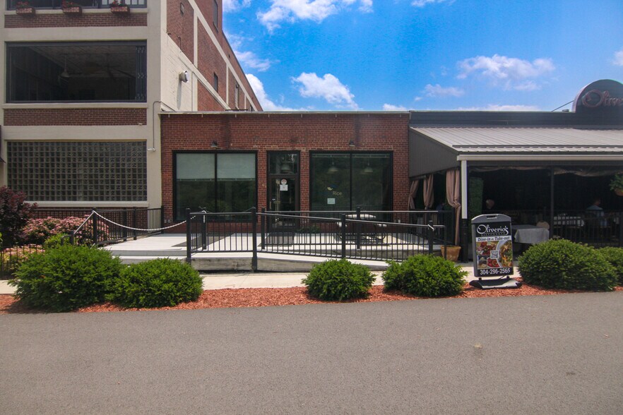 More Photos Of 50 Clay St, Morgantown Office Residential For Lease
