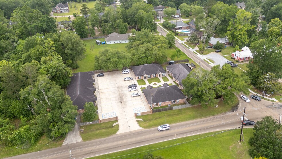 More Photos Of 1300 S Range Rd, Hammond Apartments For Sale