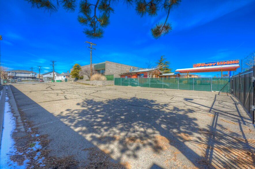 More Photos Of 634 Ryland St, Reno Office For Sale