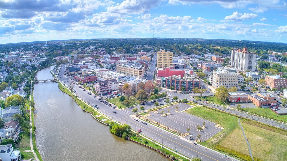 More Photos Of 513 Cookman Ave, Asbury Park Office For Lease