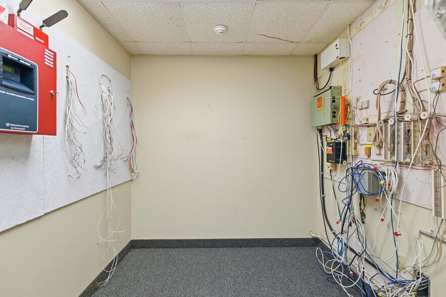 More Photos Of 451 SW 57th Ave, Ocala Distribution For Lease