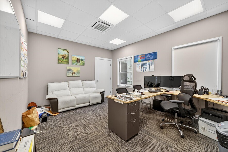 More Photos Of 11 Abrams Rd, Central Valley Office For Sale