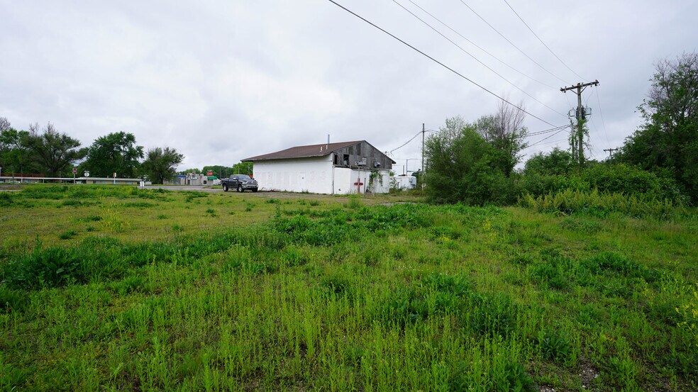 More Photos Of 110 NE Us-24 Hwy, Topeka Land For Sale