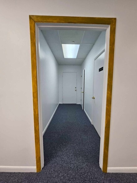 More Photos Of 6014 Duraleigh Rd, Raleigh Storefront Retail Office For Lease