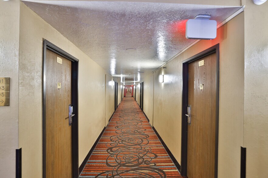 More Photos Of 4333 E Mulberry St, Fort Collins Hotel For Sale