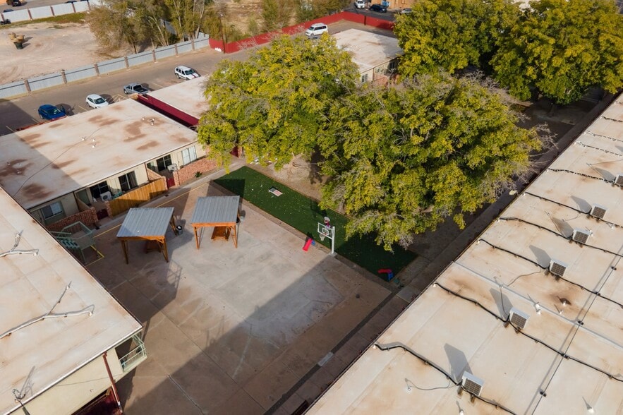 More Photos Of 1800 S Pennsylvania Ave, Roswell Apartments For Sale