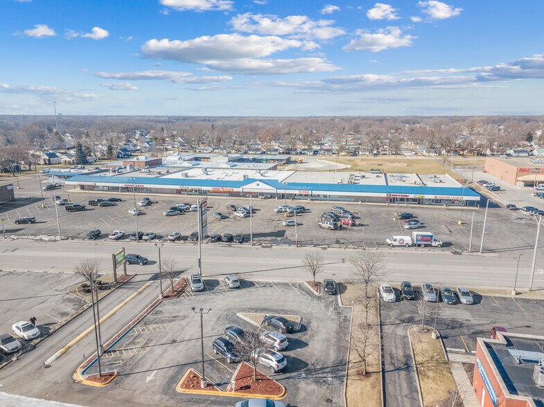 More Photos Of 3300-3332 Chicago Rd, South Chicago Heights Unknown For Lease