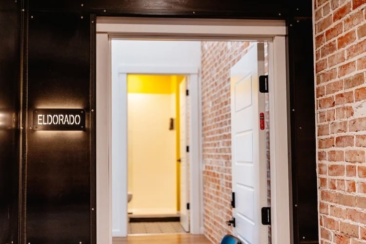 More Photos Of 111 N Lincoln Ave, Hastings Hotel For Sale