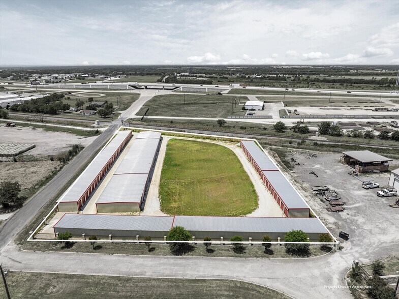 More Photos Of 193 E Hilltop Rd, Elm Mott Self Storage For Sale