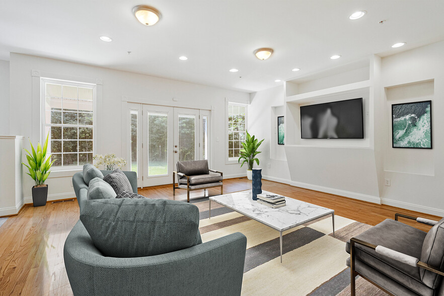 More Photos Of 10811 Electric Ave, Lanham Specialty For Sale