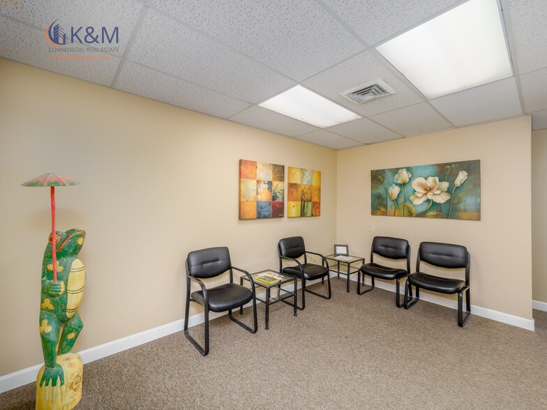 More Photos Of 10875 Main St, Fairfax Medical For Sale