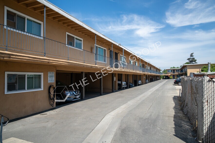 More Photos Of 1003 W Bishop St, Santa Ana Apartments For Sale