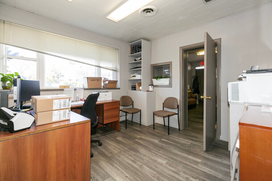 More Photos Of 421 Deer Park Ave, Babylon Medical For Sale