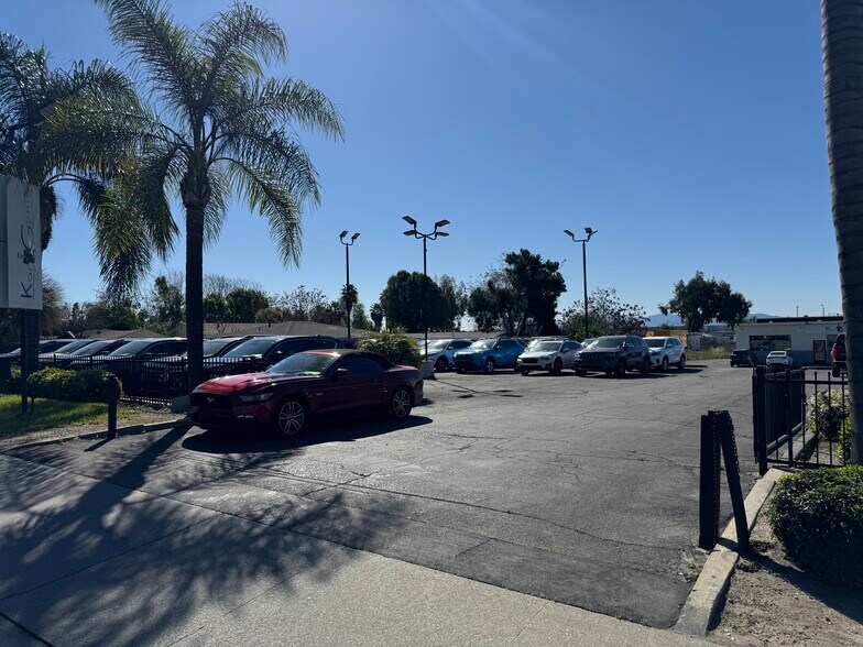 More Photos Of 4963 Holt Blvd, Montclair Auto Dealership For Sale