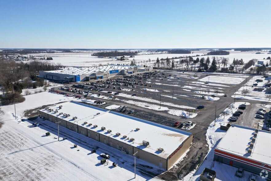 More Photos Of 1229-1257 S Main St, Bryan Freestanding For Sale