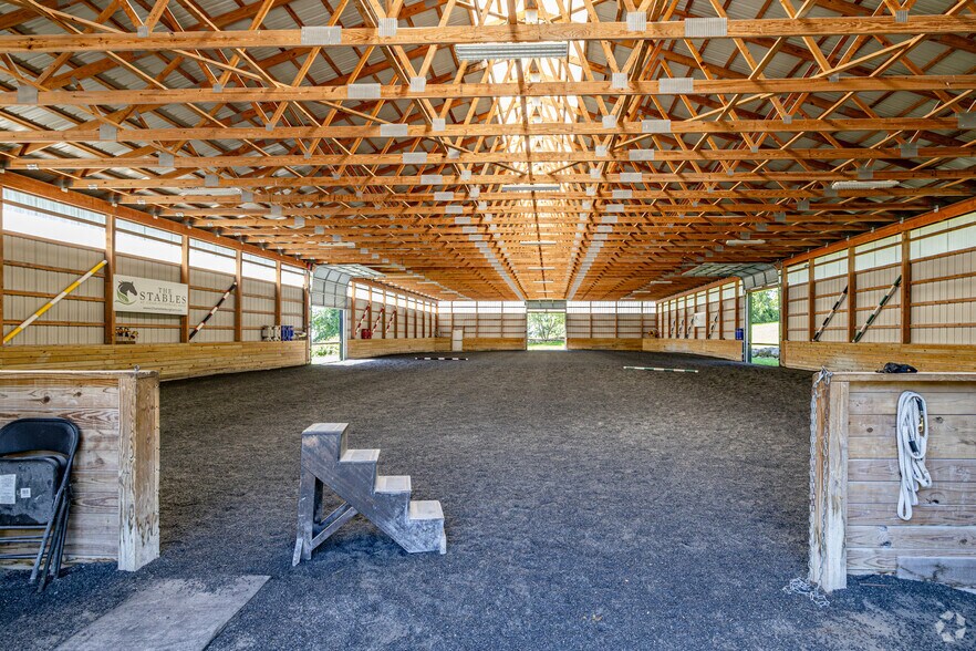 More Photos Of 11 Charlottesburg Rd, Boonton Horse Stables For Sale