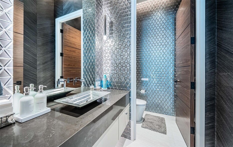 More Photos Of 18725 Jiretz Rd, Odessa Flex For Sale