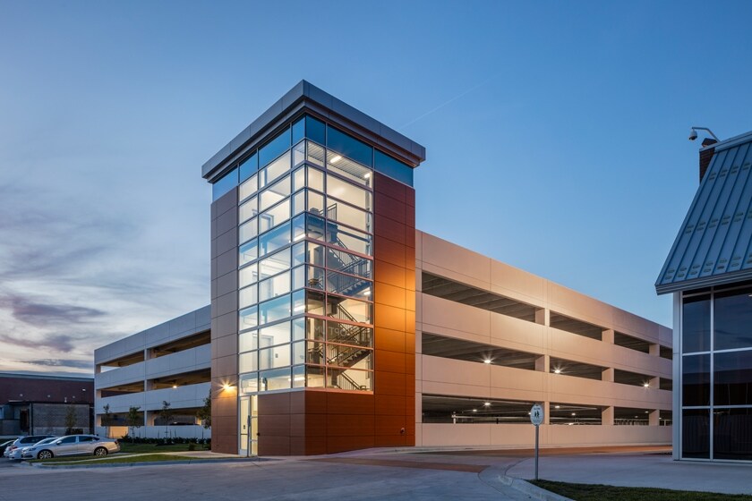 More Photos Of 6800 W 115th St, Overland Park Coworking Space