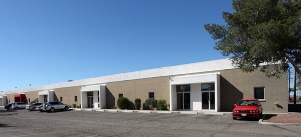 More Photos Of 2500 N Coyote Dr, Tucson Manufacturing For Lease