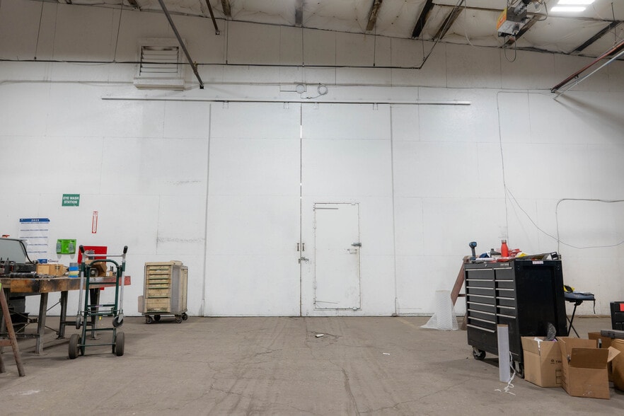 More Photos Of 2424 Columbus Rd, Springfield Warehouse For Sale