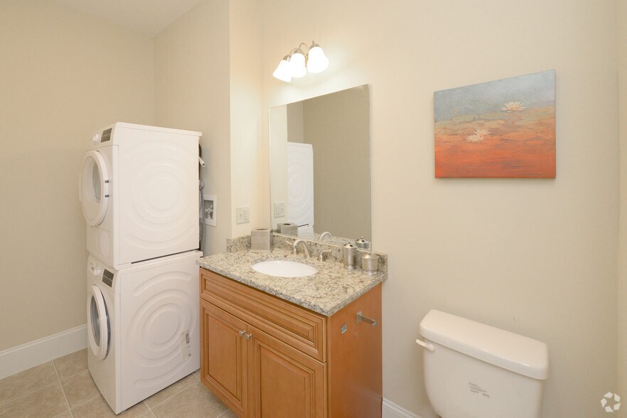 More Photos Of 12 Eagle St, Providence Apartments For Lease