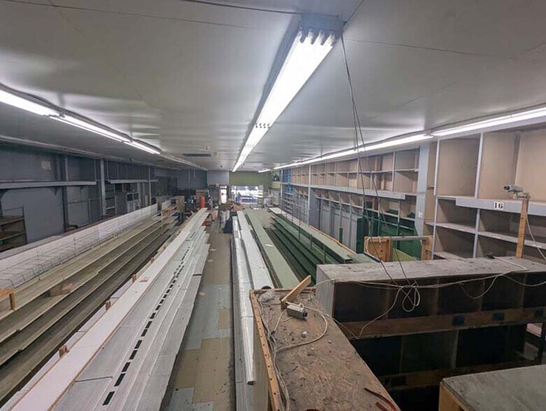 More Photos Of 6662-6666 Hollywood Blvd, Los Angeles Storefront For Sale