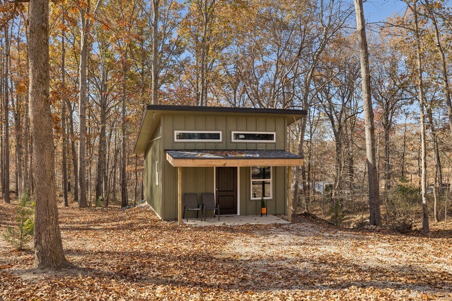 More Photos Of 3158 Summertown Hwy, Summertown Hotel For Sale