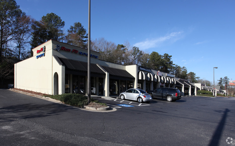 Primary Photo Of 4524 Forsyth Rd, Macon-Bibb Unknown For Lease