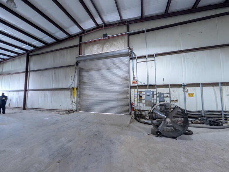 More Photos Of 602 Avenue B, Moody Industrial For Sale