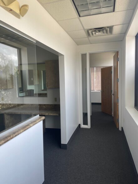 More Photos Of 352 Belmont St, Worcester Medical For Lease