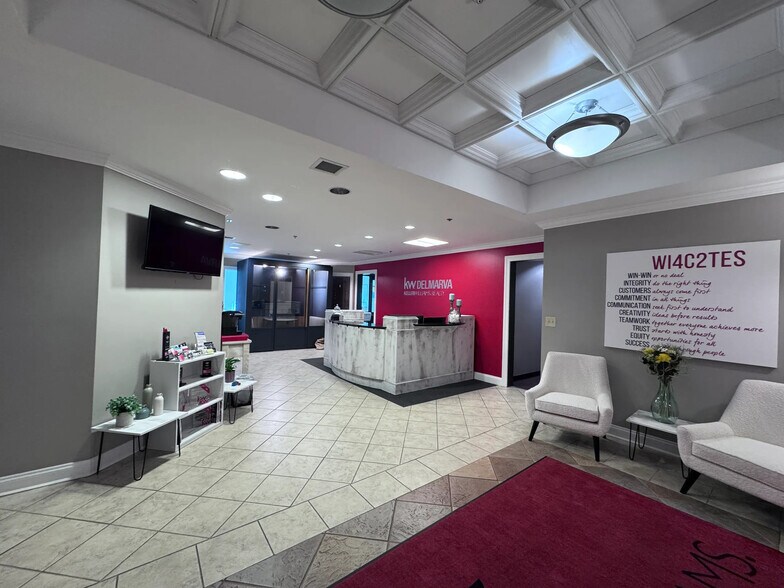 More Photos Of 6200 Coastal Hwy, Ocean City Office For Sale