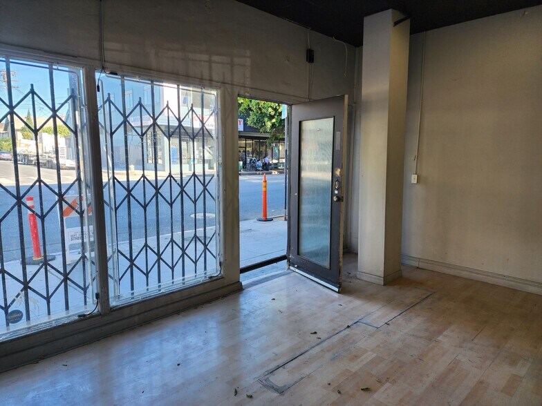 More Photos Of 2676-2678 W Pico Blvd, Los Angeles Storefront For Lease