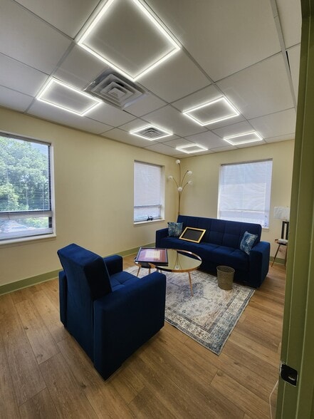 More Photos Of 1767 Morris Ave, Union Township Medical For Lease