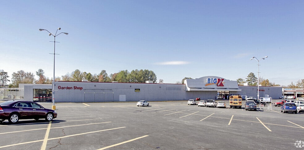 More Photos Of 6909 Maynardville Pike, Knoxville Freestanding For Lease