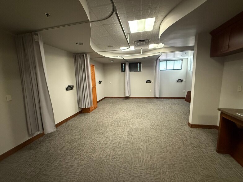 More Photos Of 3415 Golden Rd, Tyler Office For Sale