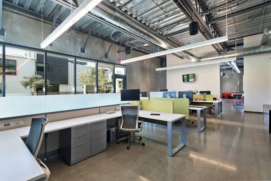 More Photos Of 2250 E Maple Ave, El Segundo Loft Creative Space For Sale