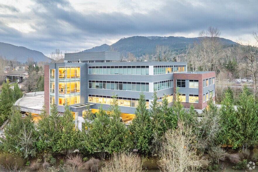 More Photos Of 1301 4th Ave NW, Issaquah Medical For Lease