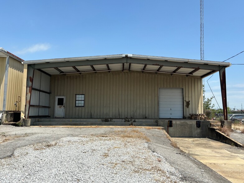 Primary Photo Of 840 Mitchell Road Ext, Tupelo Warehouse For Sale