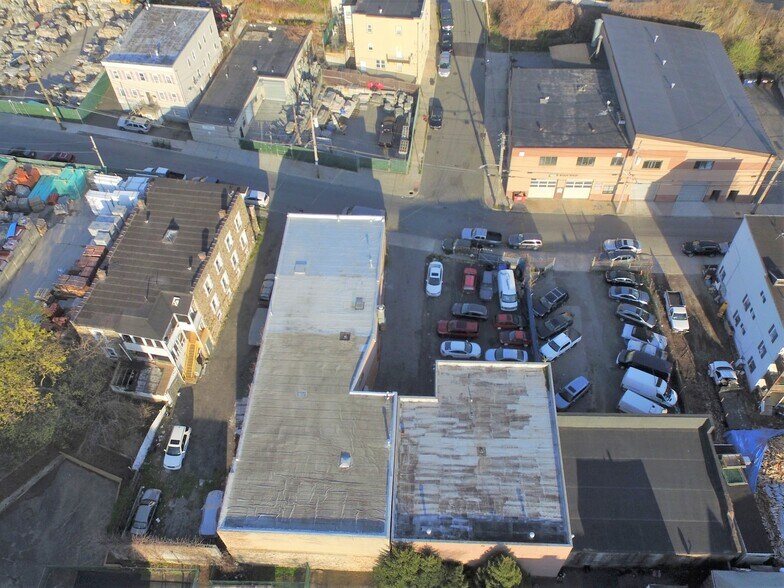 More Photos Of 58 Townsend St, Port Chester Warehouse For Lease