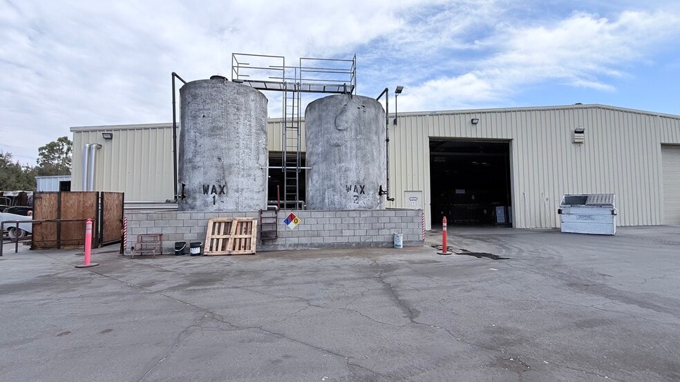 More Photos Of 3070 Myers St, Riverside Warehouse For Sale