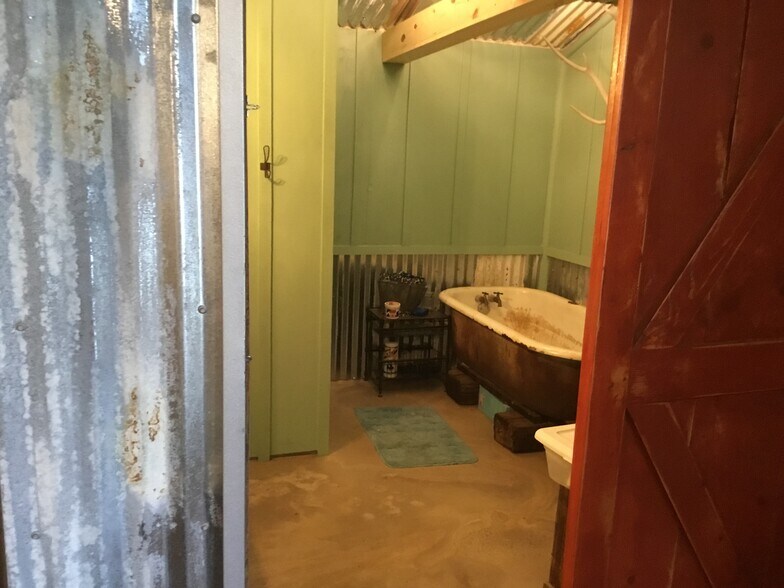 More Photos Of 629 Elliott Rd, London Land For Sale