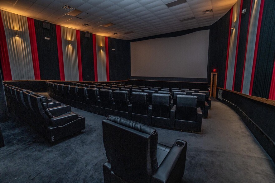 More Photos Of 1361 Grand Ave, Hartford Movie Theatre For Sale