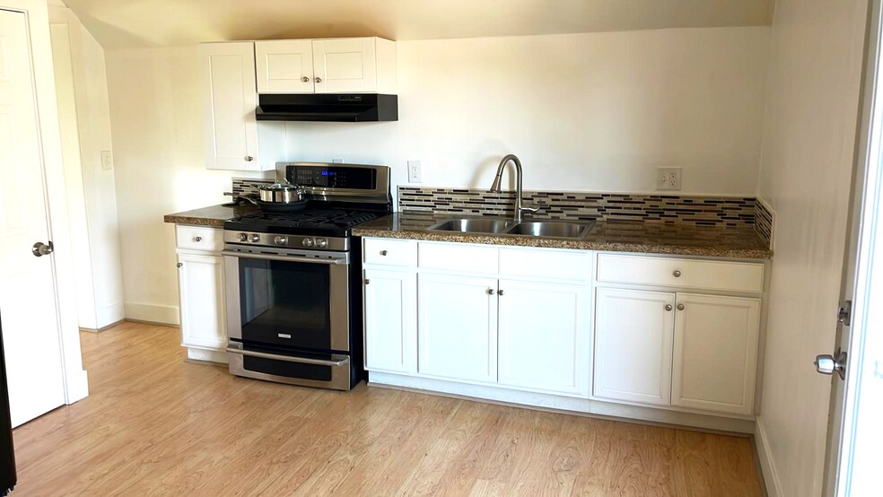 More Photos Of 23 Ford St, Watsonville Apartments For Sale