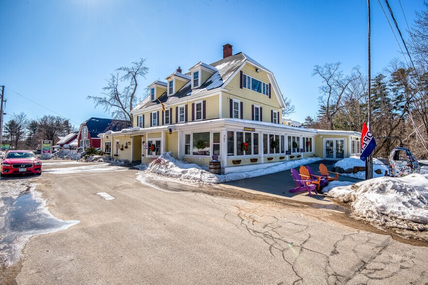 More Photos Of 3378 White Mountain Hwy, North Conway General Retail For Sale