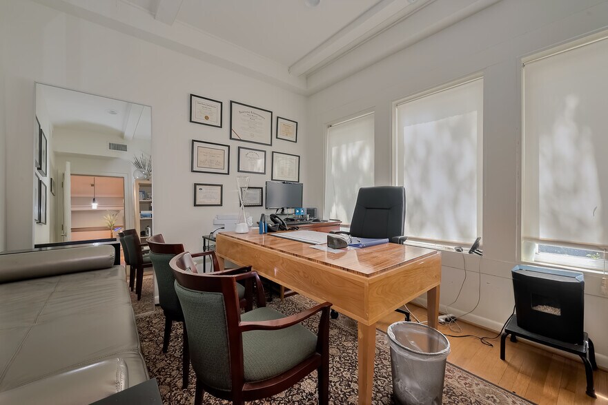 More Photos Of 1512 W Alabama St, Houston Flex For Sale