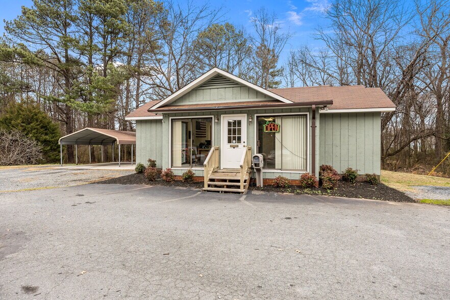 More Photos Of 710 US Highway 52 Highway N, Albemarle Office For Sale