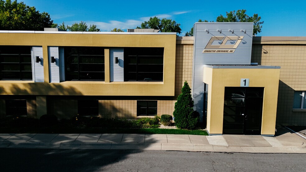 More Photos Of 4500 N Quebec Ave, Minneapolis Manufacturing For Sale