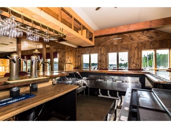 More Photos Of 40 Weirs Rd, Gilford Restaurant For Sale