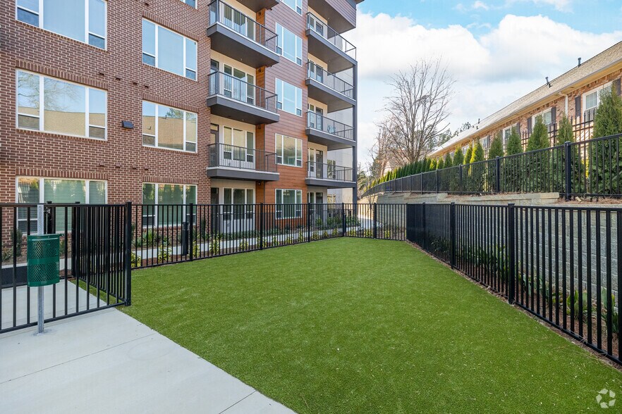 More Photos Of 1350 Dresden Dr, Brookhaven Apartments For Lease
