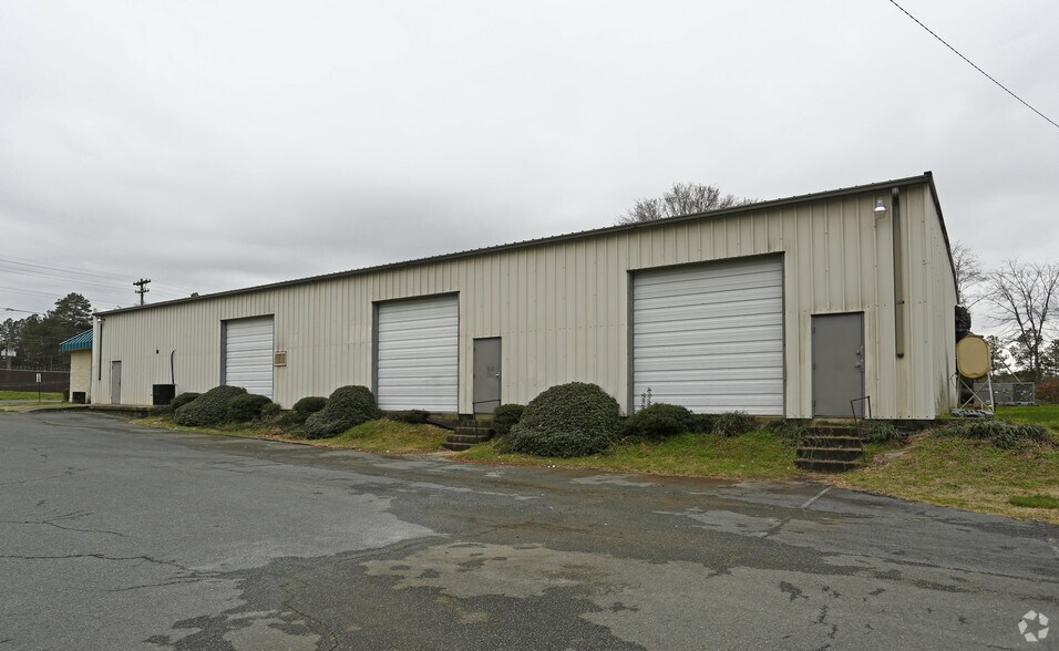 More Photos Of 2507 Walkup Ave, Monroe Religious Facility For Sale